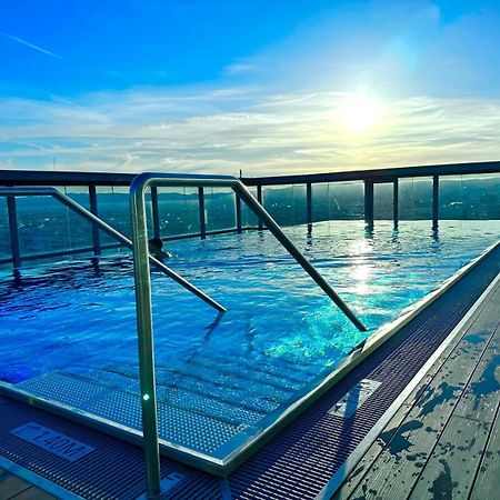 Vienna Sky Apartment I Rooftop Pool I Netflix Екстериор снимка