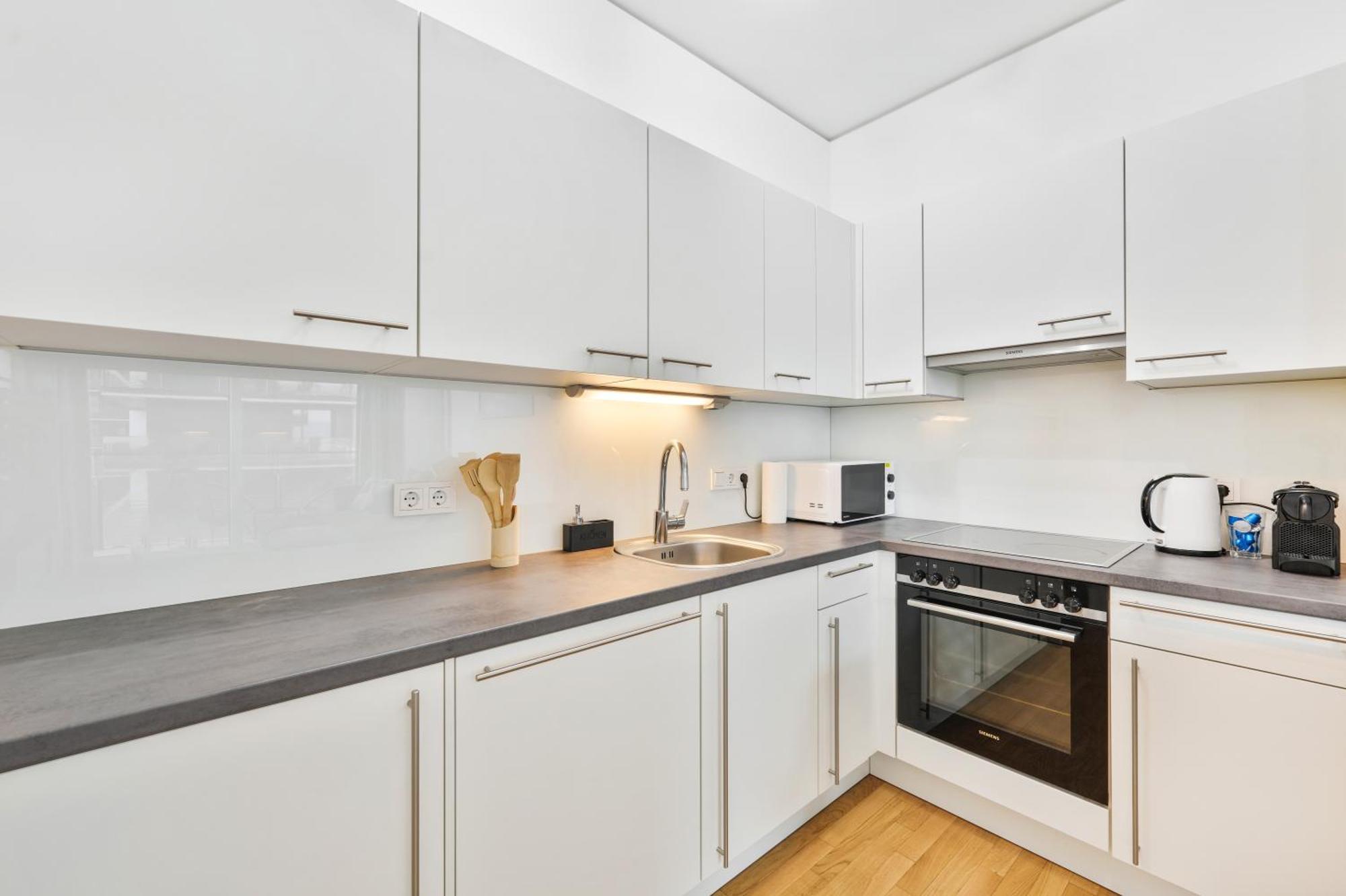 Vienna Sky Apartment I Rooftop Pool I Netflix Екстериор снимка