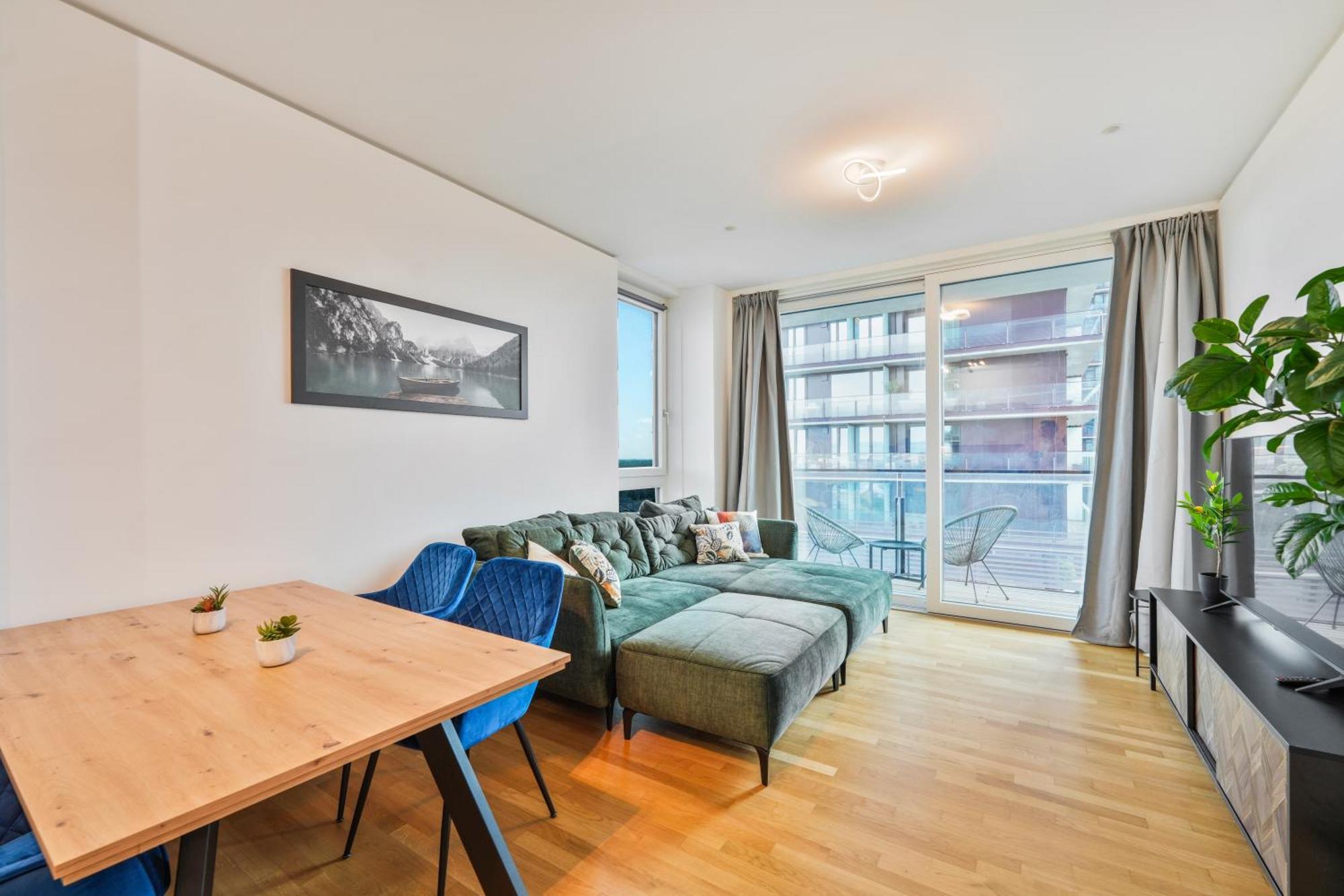 Vienna Sky Apartment I Rooftop Pool I Netflix Екстериор снимка