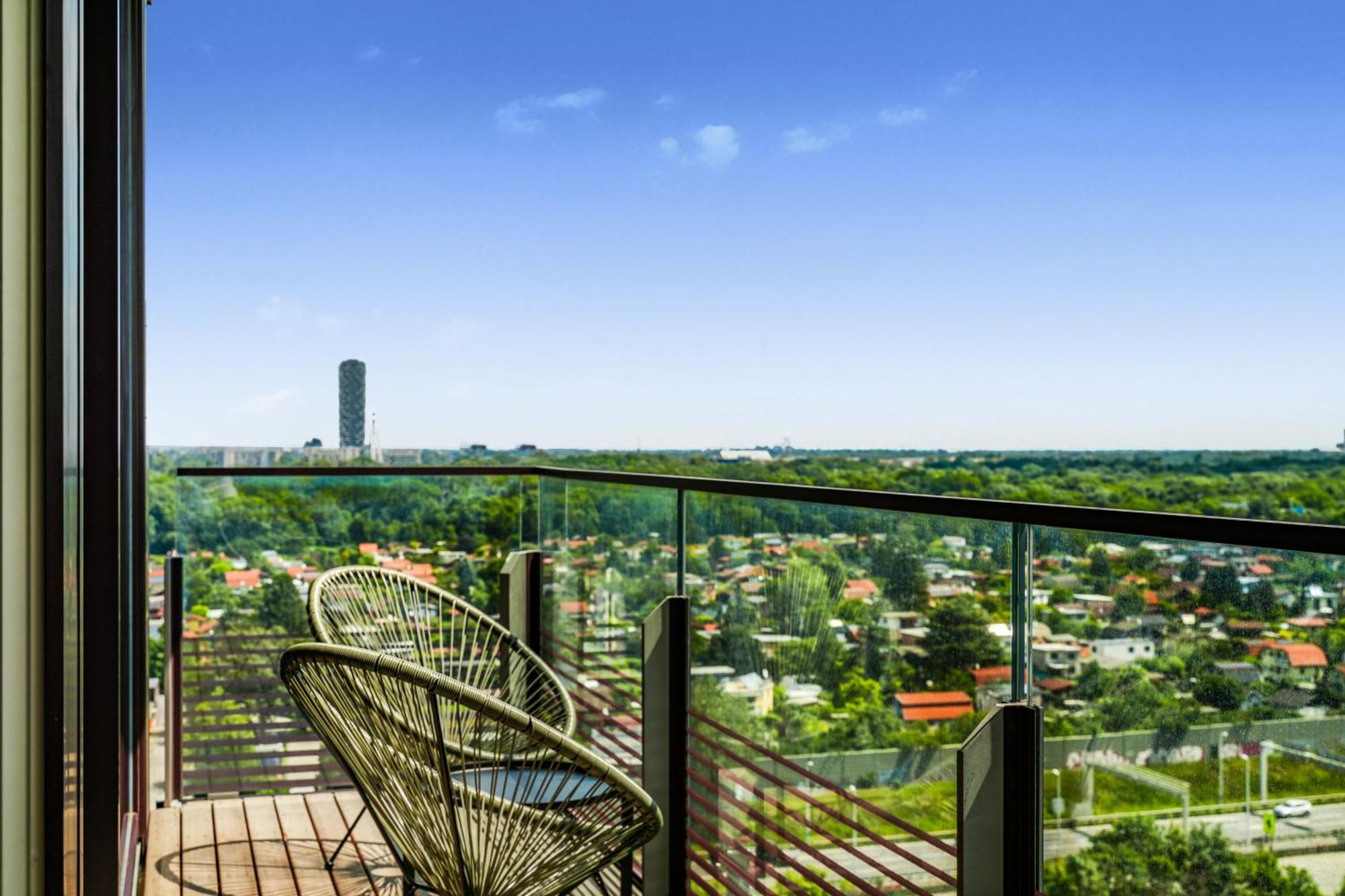 Vienna Sky Apartment I Rooftop Pool I Netflix Екстериор снимка